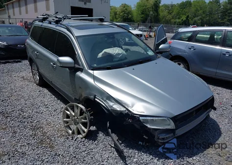 2010 Volvo Xc70 3.2 z USA, uszkodzony, nr VIN YV4960BZ4A1088464